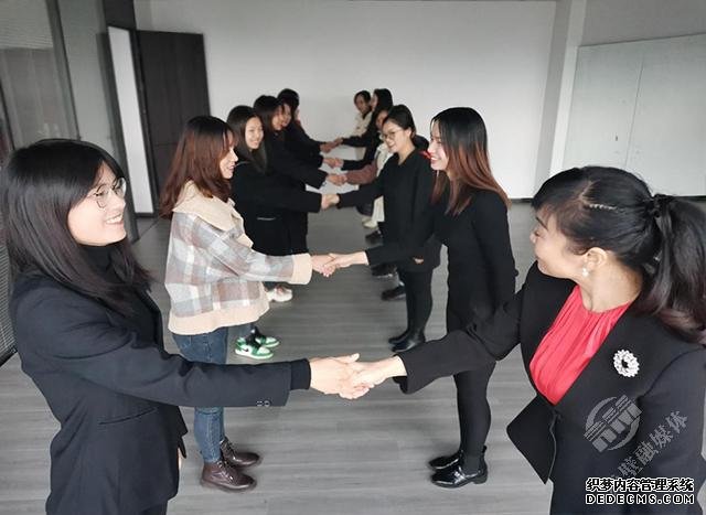 正在上傳...